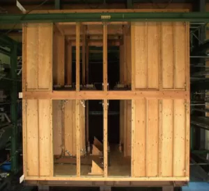 特殊高減衰ゴムが地震から住まいを守ります。