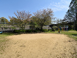 こもん橋公園まで50m徒歩1分